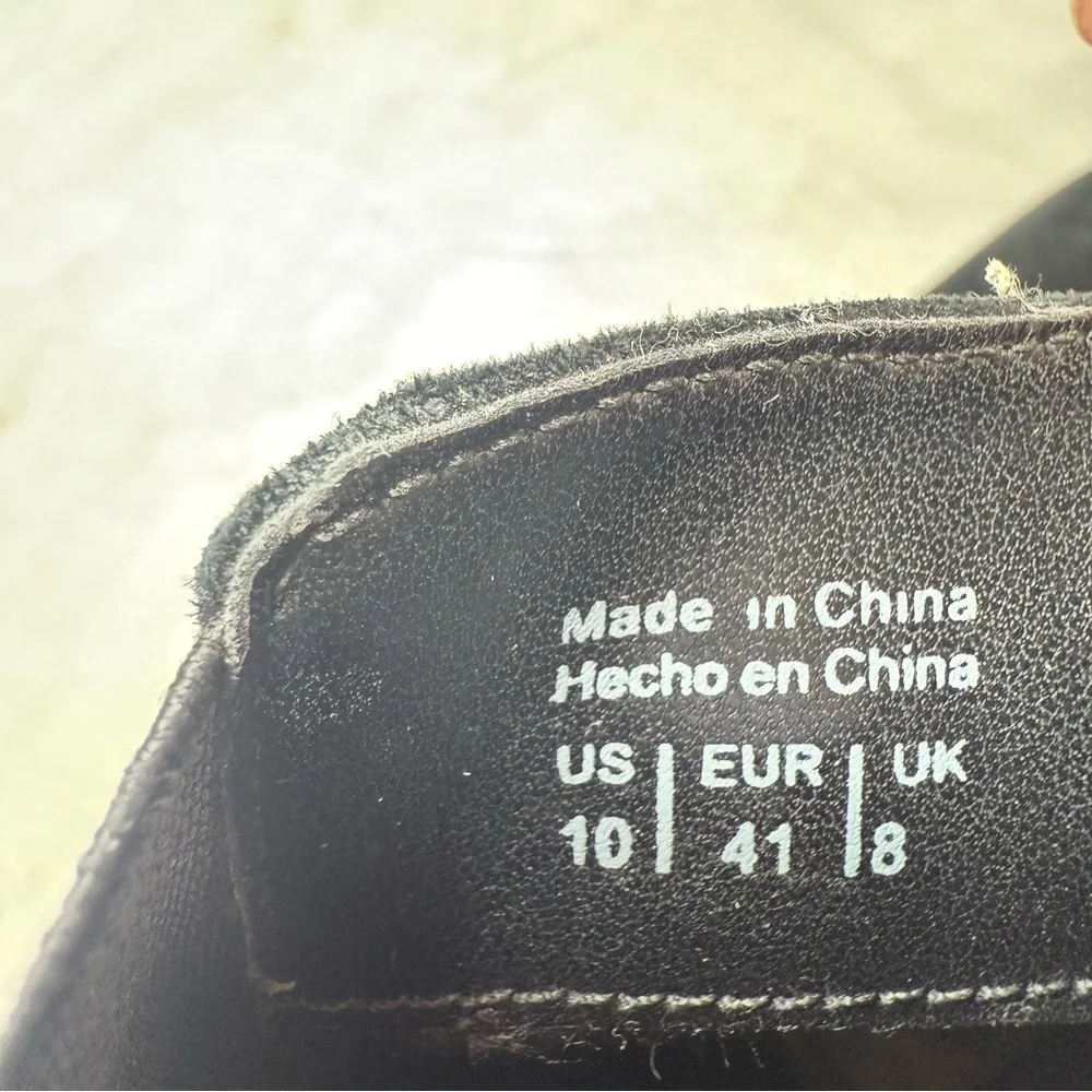 Aldo step out